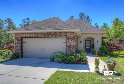 761 Serpentine Dr, Fairhope, AL 36532