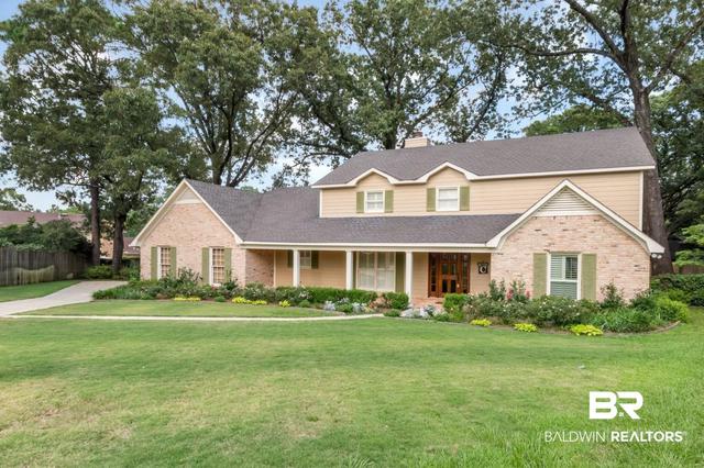 1505 Oak Cliff Ct, Mobile, AL 36609