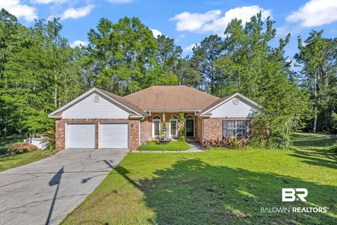 111 Sintabouge Cir, Daphne, AL 36526