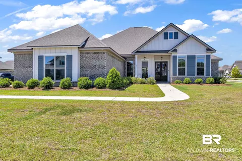 237 Hemlock Dr, Fairhope, AL 36532