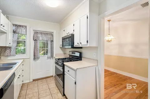 5228 S Border Dr, Mobile, AL 36608 photo 6