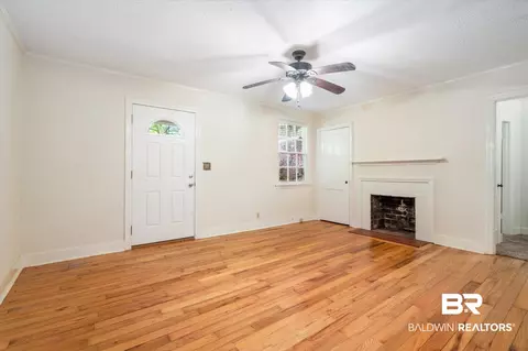 5228 S Border Dr, Mobile, AL 36608 photo 3