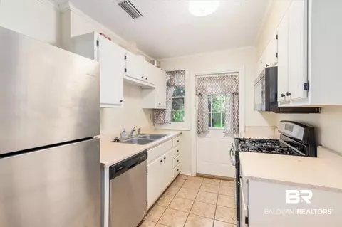 5228 S Border Dr, Mobile, AL 36608 photo 5