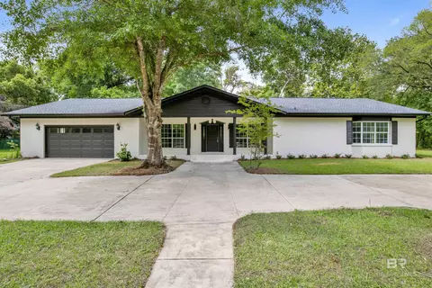 33500 Helms Ln, Lillian, AL 36549