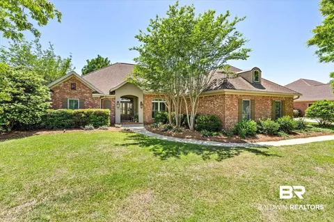 303 St Charles Ct, Fairhope, AL 36532