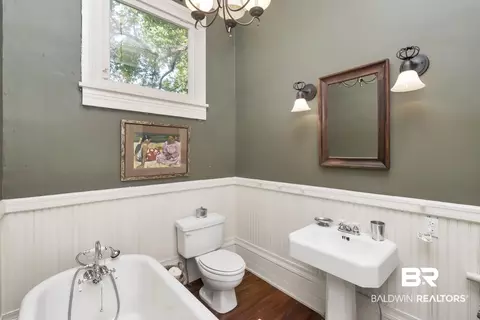 7 Common St, Mobile, AL 36604 photo 9