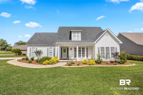 30716 Pine Ct, Spanish Fort, AL 36527
