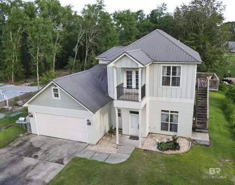 18990 Stout Ln, Gulf Shores, AL 36542