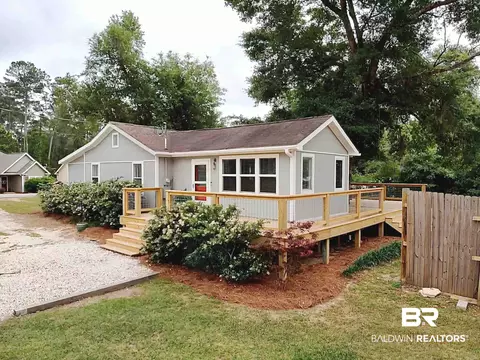 13940 Fish River Acres Cir, Foley, AL 36535