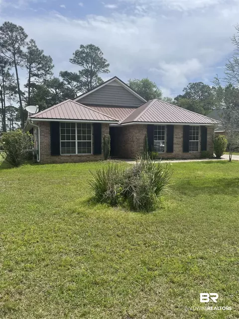 1428 W Fairway Dr, Gulf Shores, AL 36542