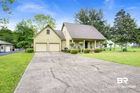 8835 Nichols Avenue Ext, Fairhope, AL 36532