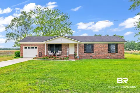 1712 Curtis Rd, Atmore, AL 36502
