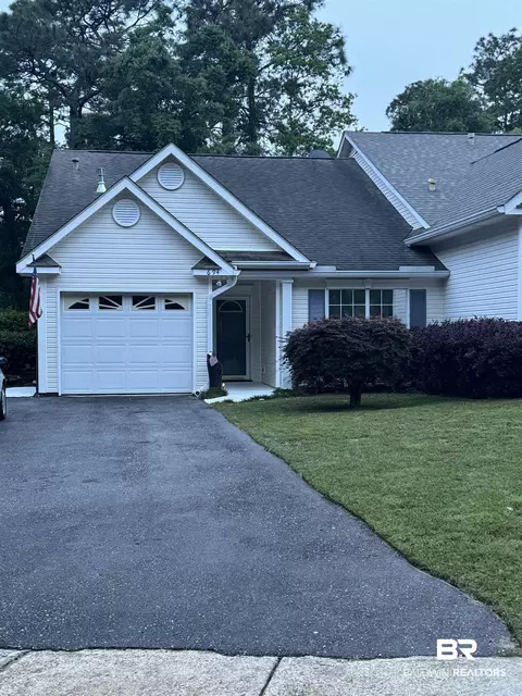 694 E Spring Lake Dr, Mobile, AL 36695 photo 1