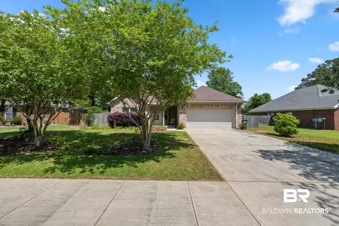 749 Amador Ave, Fairhope, AL 36532