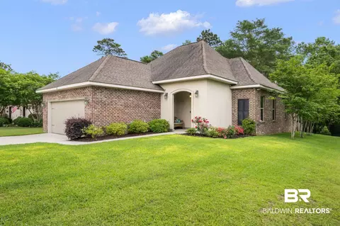 753 Serpentine Dr, Fairhope, AL 36532