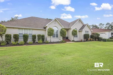 749 Wedgewood Dr, Gulf Shores, AL 36542