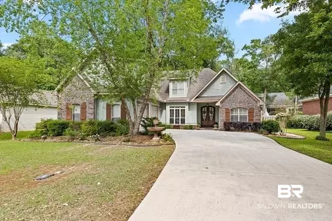 952 Whittier St, Fairhope, AL 36532