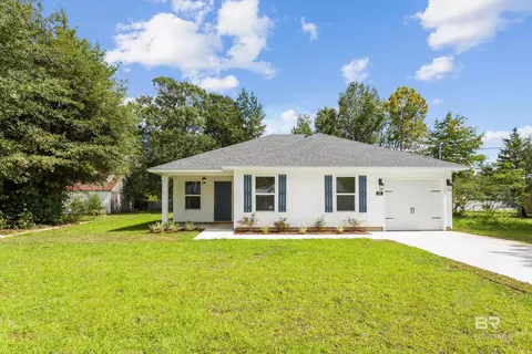 205 12th Ave, Atmore, AL 36502