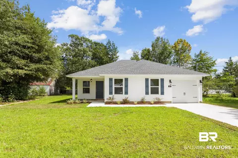 205 12th Ave, Atmore, AL 36502