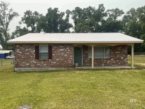 106 Curran Cir, Brewton, AL 36426
