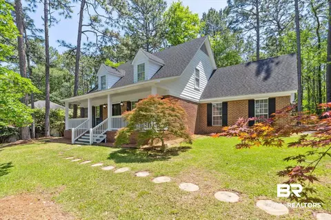 110 Cameron Cir, Daphne, AL 36526
