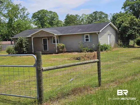 705 W Railroad St, Bay Minette, AL 36507