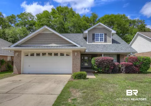 8041 S Deerwood Dr, Daphne, AL 36526