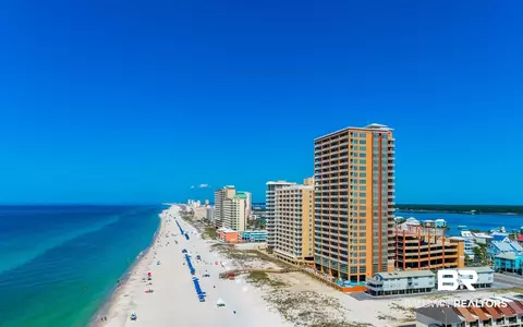 801 W Beach Blvd #804, Gulf Shores, AL 36542