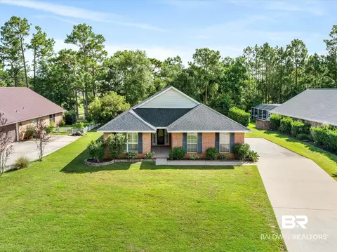 1424 W Fairway Dr, Gulf Shores, AL 36542