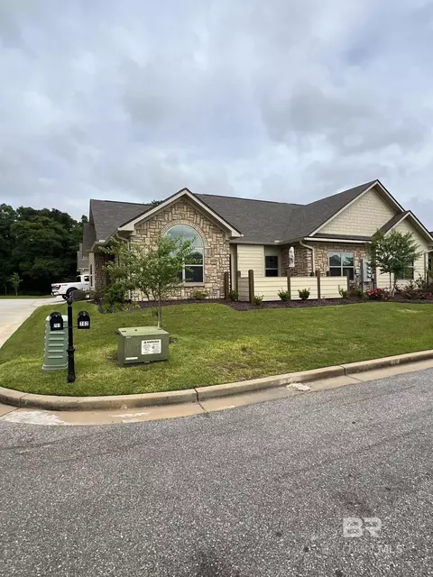 701 Holmes Ave #701, Foley, AL 36535