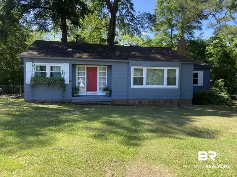 397 W Claiborne St, Monroeville, AL 36460
