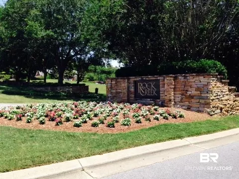 211 Rock Creek Pkwy, Fairhope, AL 36532