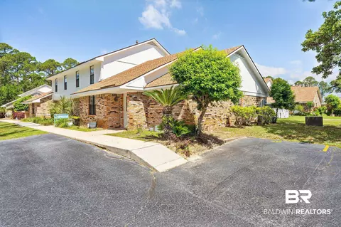 328 Clubhouse Dr #4D, Gulf Shores, AL 36542