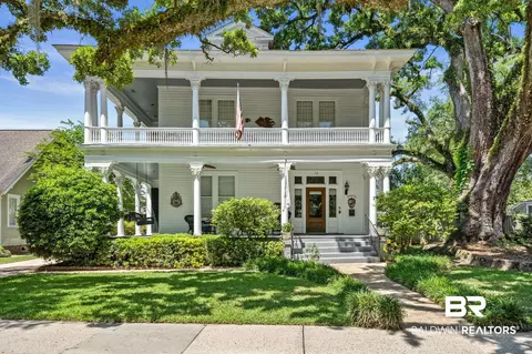 13 N Monterey St, Mobile, AL 36604