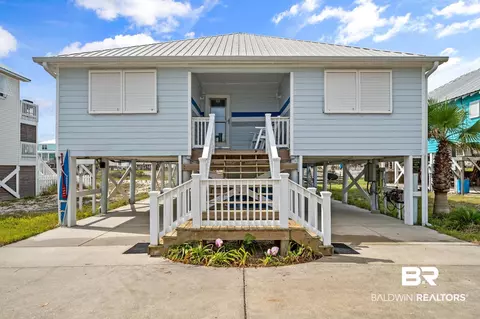 1341 W Lagoon Ave, Gulf Shores, AL 36542