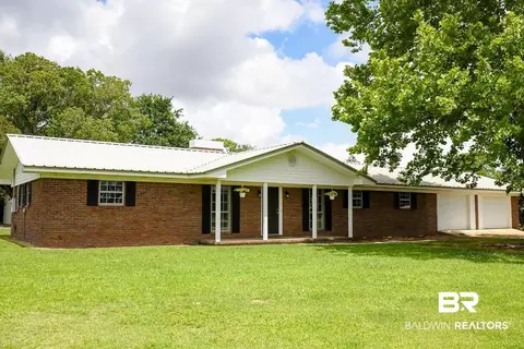 2409 Old Bratt Rd, Atmore, AL 36502