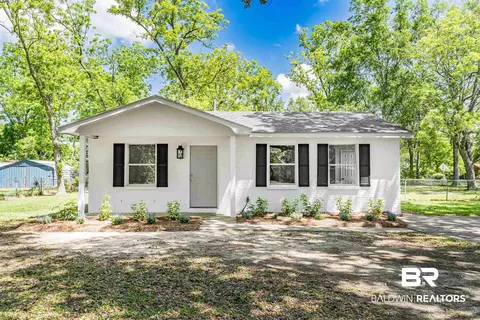 400 W 6th Ave, Foley, AL 36535