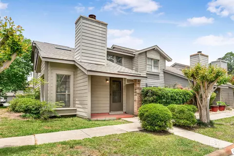 389 Clubhouse Dr, Gulf Shores, AL 36542