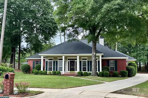 2070 Bradbury Ct, Mobile, AL 36695