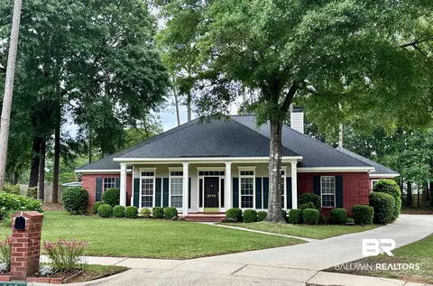 2070 Bradbury Ct, Mobile, AL 36695
