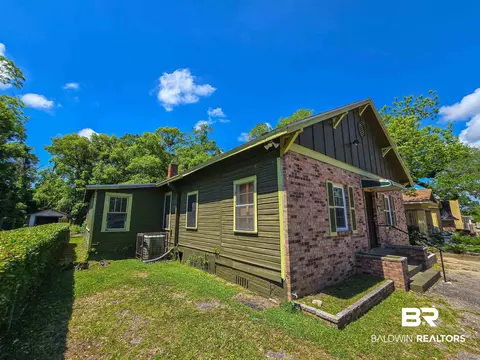 2415 Saint Stephens Ave, Mobile, AL 36617 photo 3