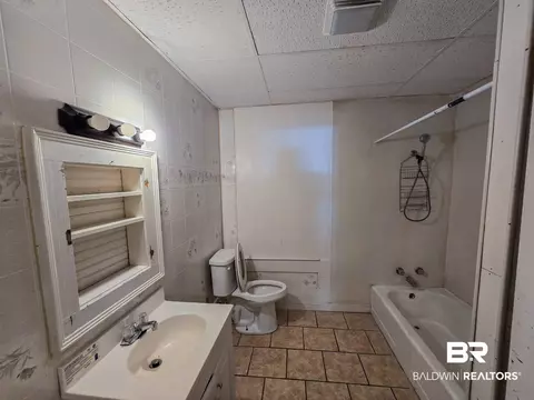 2415 Saint Stephens Ave, Mobile, AL 36617 photo 13
