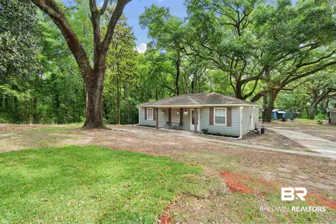 7020 Jamestown Dr, Irvington, AL 36544