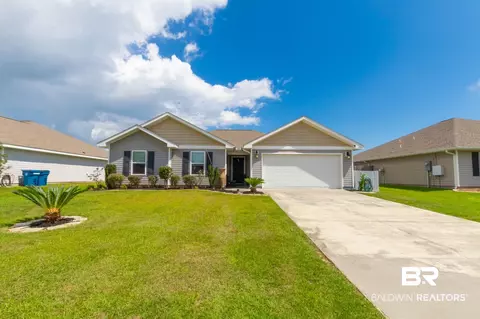 6906 Crimson Ln, Gulf Shores, AL 36542