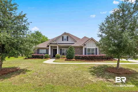 582 Theakston St, Fairhope, AL 36532