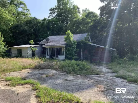 8690 Bryants Landing Rd, Stockton, AL 36579