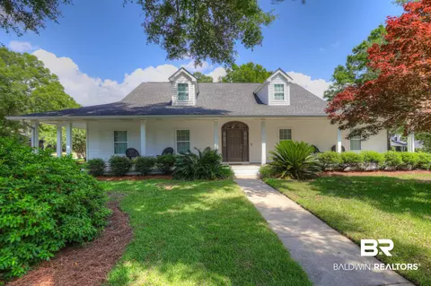 27192 Creekwood Dr, Daphne, AL 36526