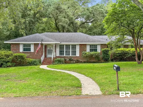 3845 Hillcrest Ln, Mobile, AL 36693