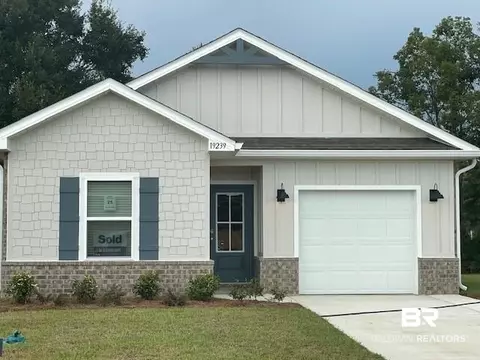 19239 Treehill Ln, Summerdale, AL 36580