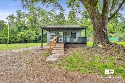 27725 Rundle Ln, Robertsdale, AL 36567